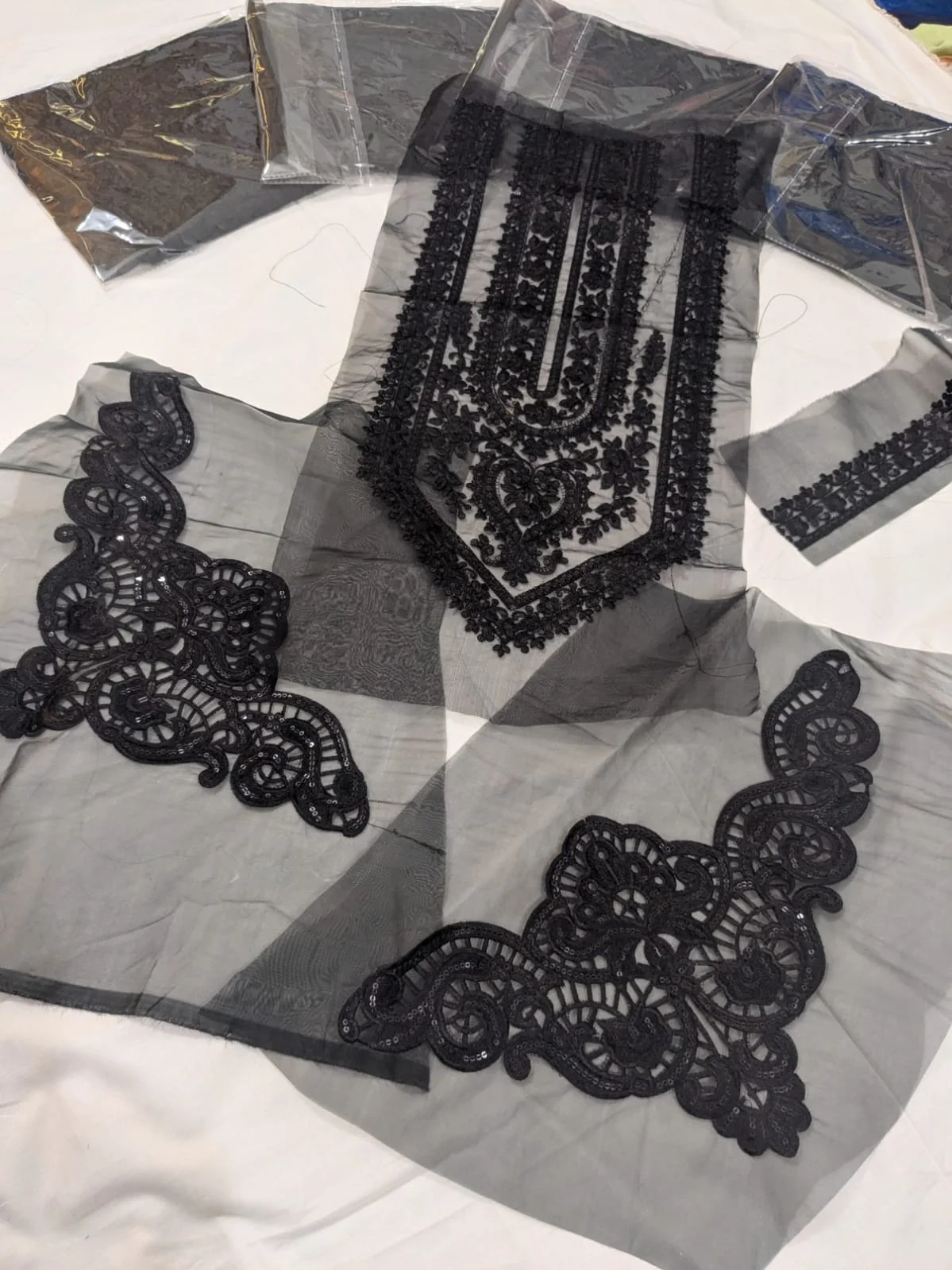 black set