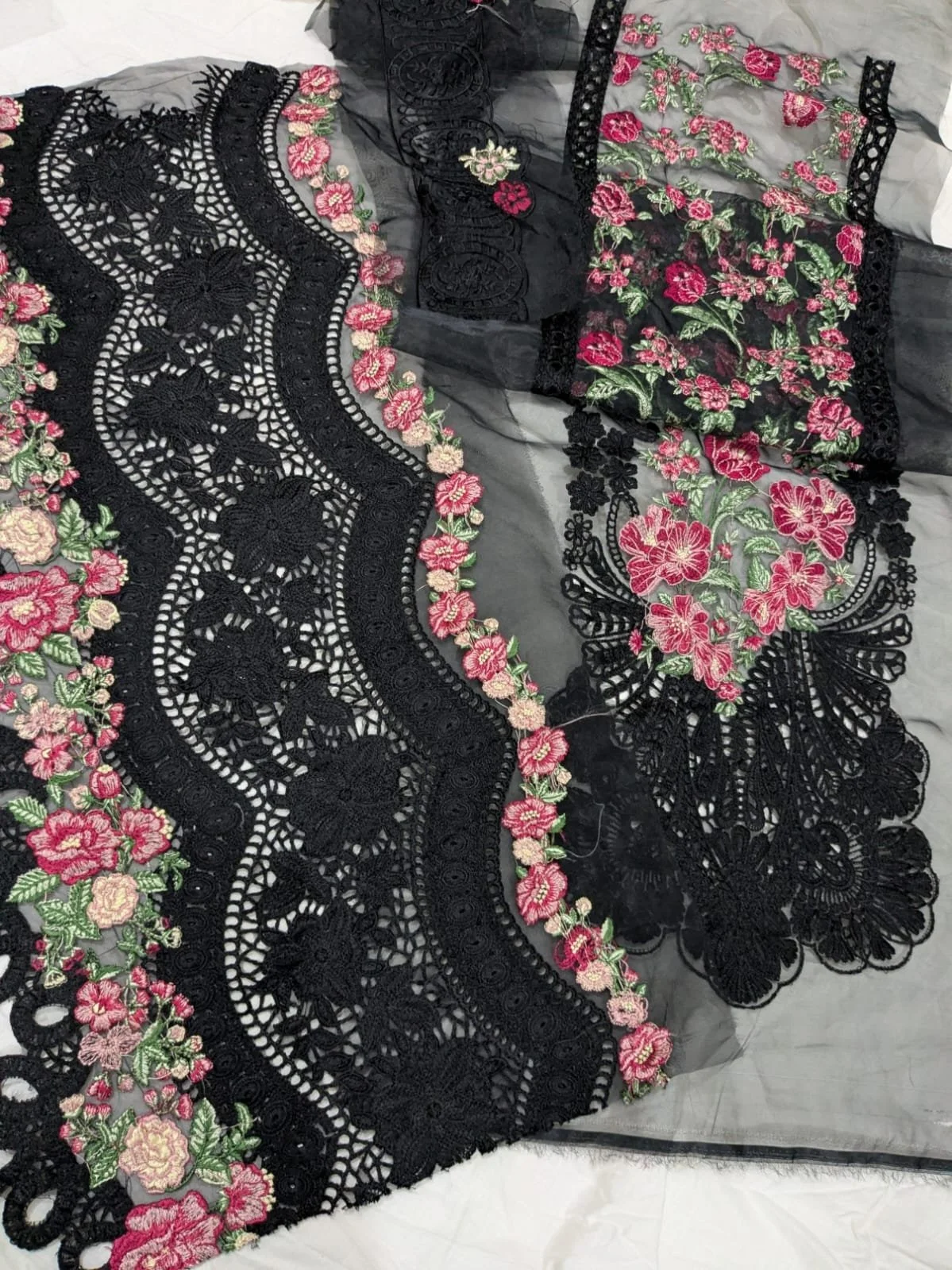 black set